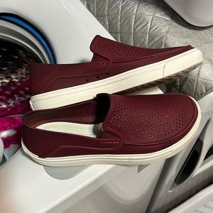 listing-status-banner